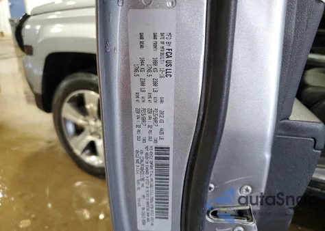 2017 Jeep Patriot Latitude z USA, uszkodzony, nr VIN 1C4NJPFA8HD211785